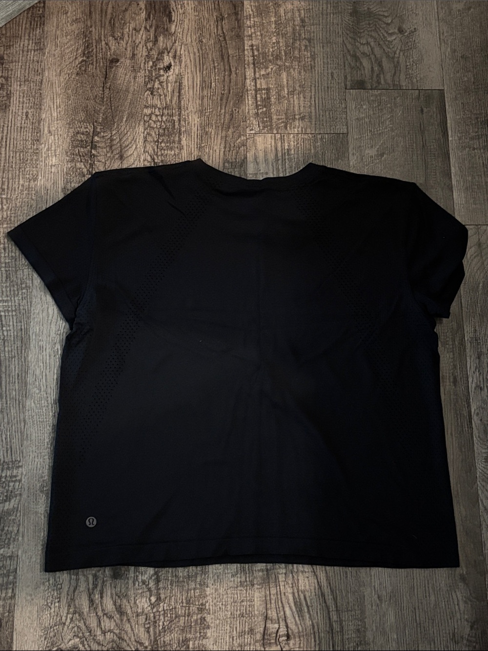 Lululemon Short Sleeve Crew Tee - Black - Size 12 - Picture 3 of 4
